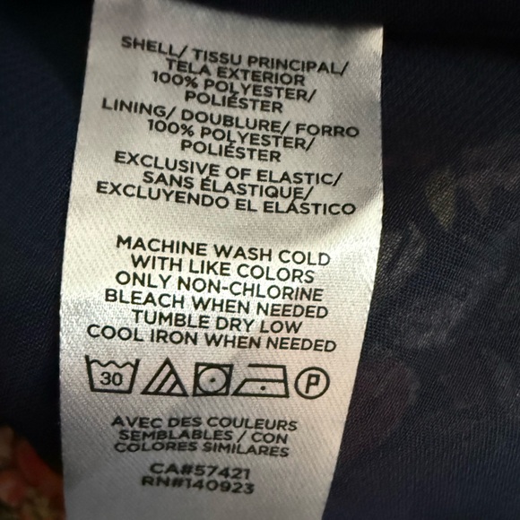 Ann Taylor Loft Floral Print Top Chiffon Multicolor Small Petite Coquette $69 - Picture 5 of 5